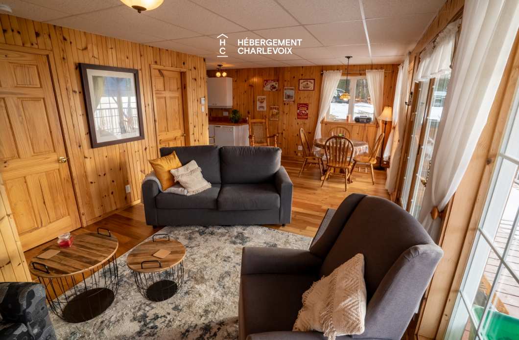DOU-280 - Charmant chalet surplombant la plage de Baie-Saint-Paul