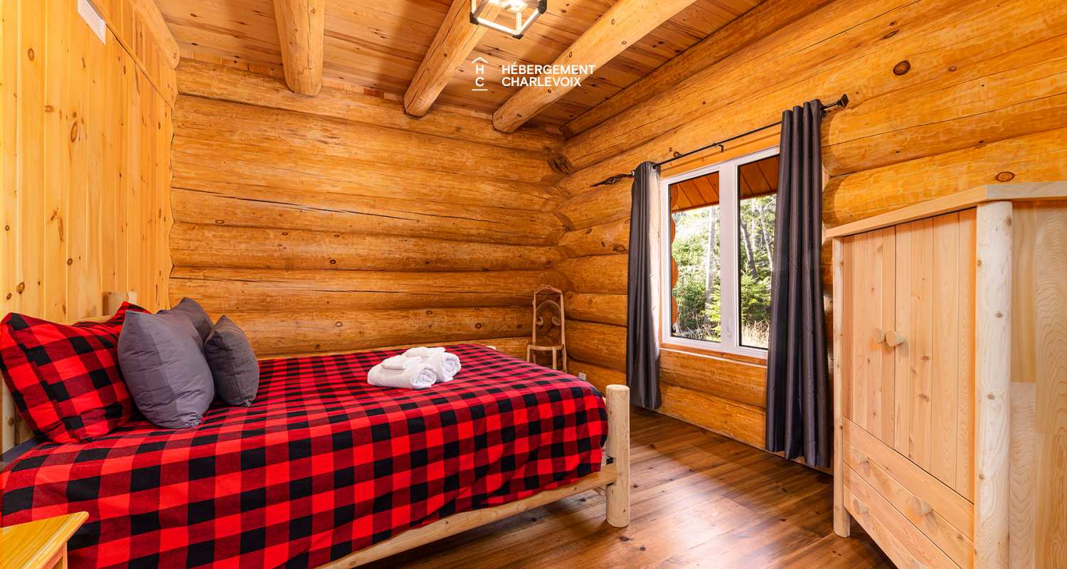 DUC-24 - Log cabin for 18 people