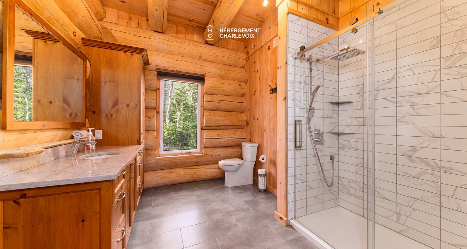 DUC-24 - Log cabin for 18 people