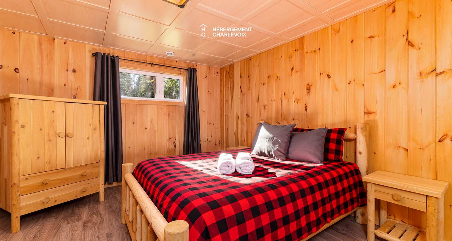 DUC-24 - Log cabin for 18 people