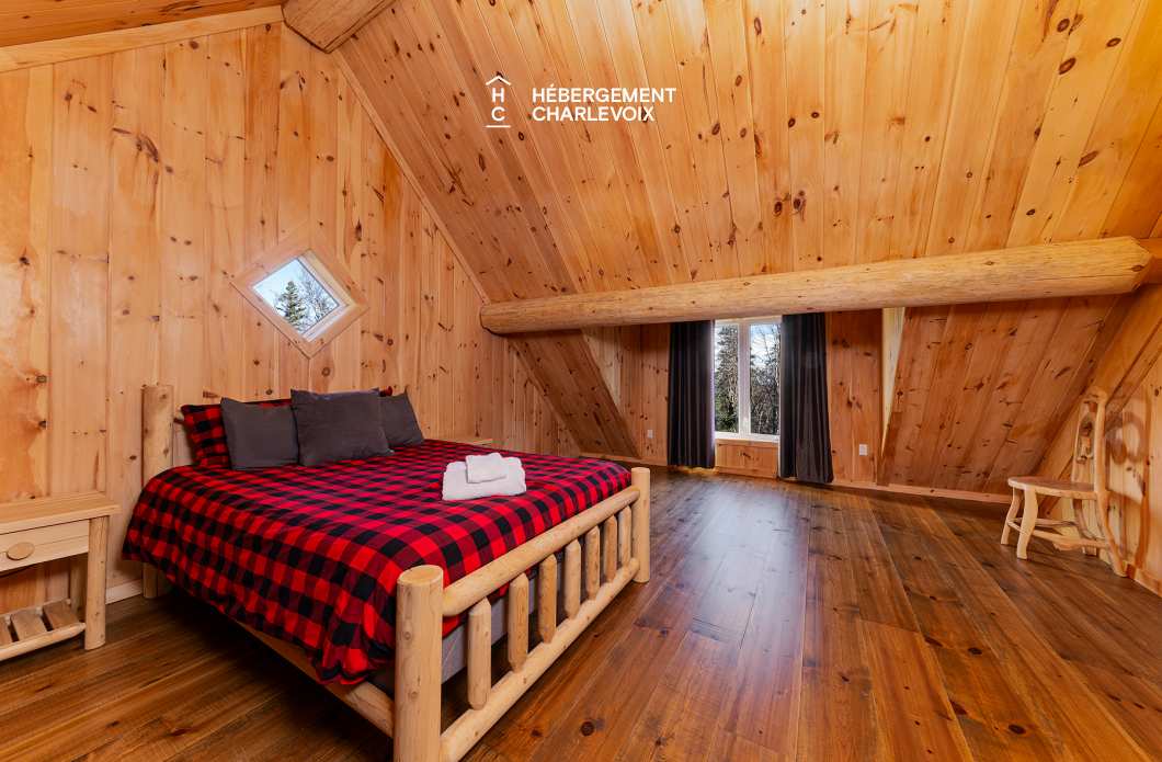 DUC-24 - Chalet en bois rond pour 18 personnes