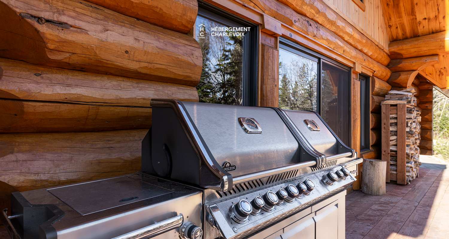 DUC-24 - Log cabin for 18 people