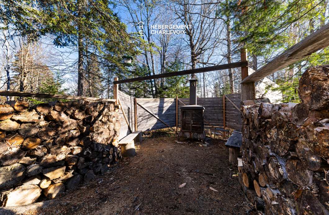 DUC-24 - Chalet en bois rond pour 18 personnes