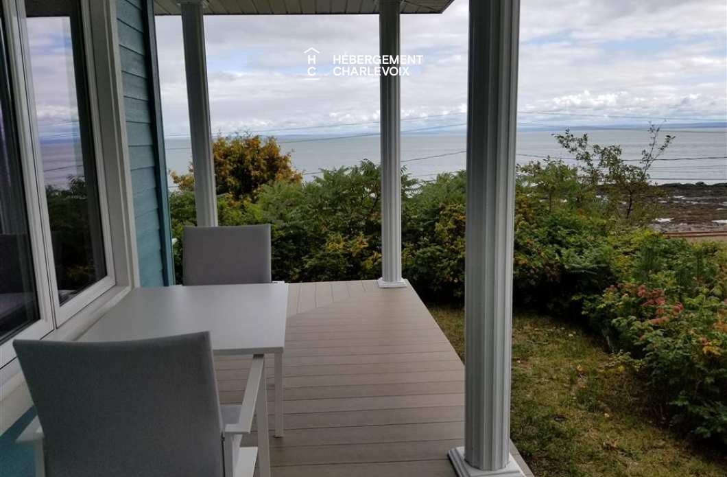 EAU- 318 - La vue est magnifique sur le Fleuve St-Laurent.