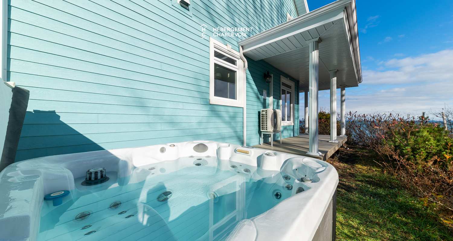 EAU- 318 - La vue est magnifique sur le Fleuve St-Laurent.