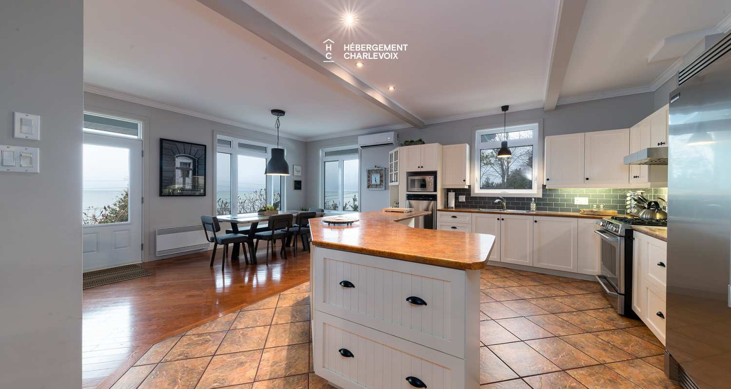 EAU- 318 - La vue est magnifique sur le Fleuve St-Laurent.