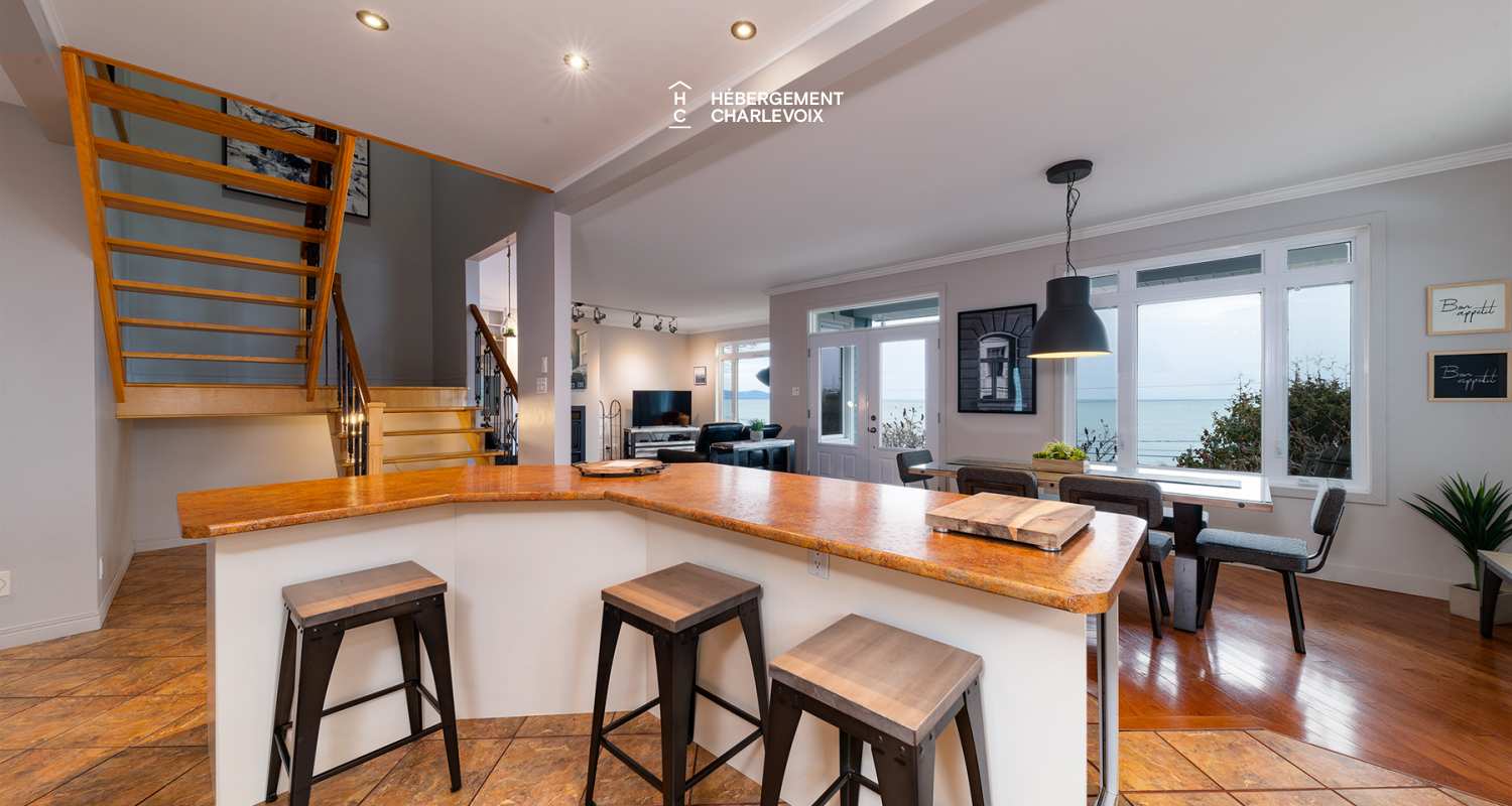 EAU- 318 - La vue est magnifique sur le Fleuve St-Laurent.