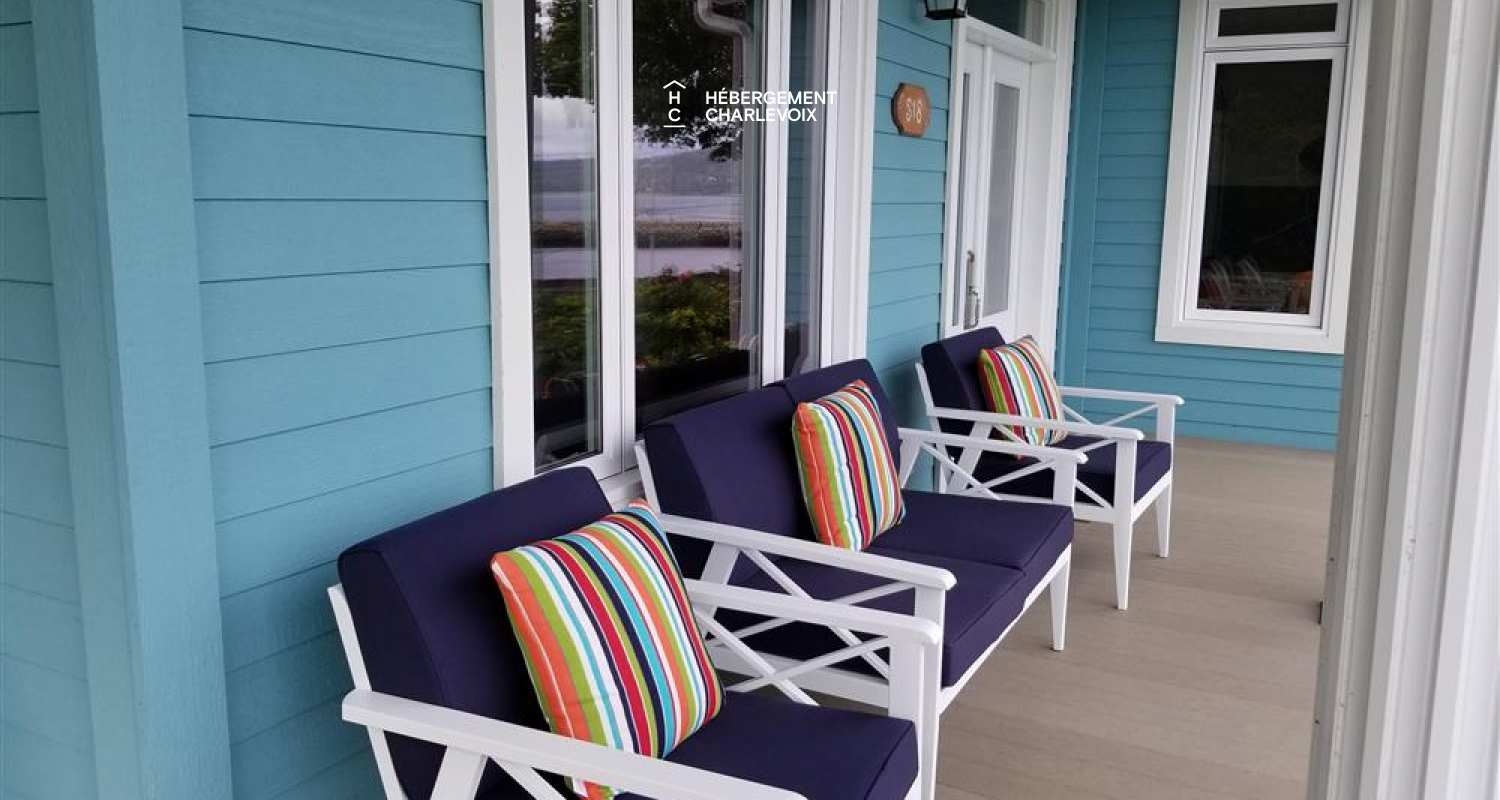 EAU- 318 - La vue est magnifique sur le Fleuve St-Laurent.