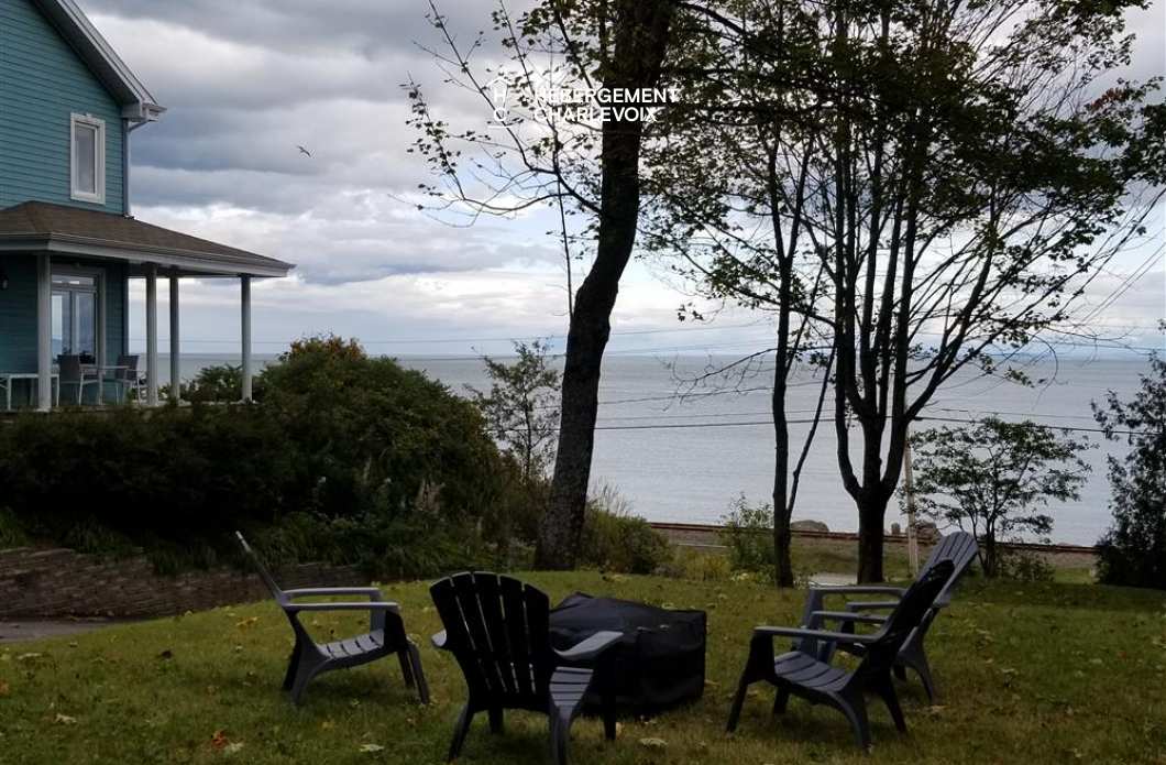 EAU- 318 - La vue est magnifique sur le Fleuve St-Laurent.