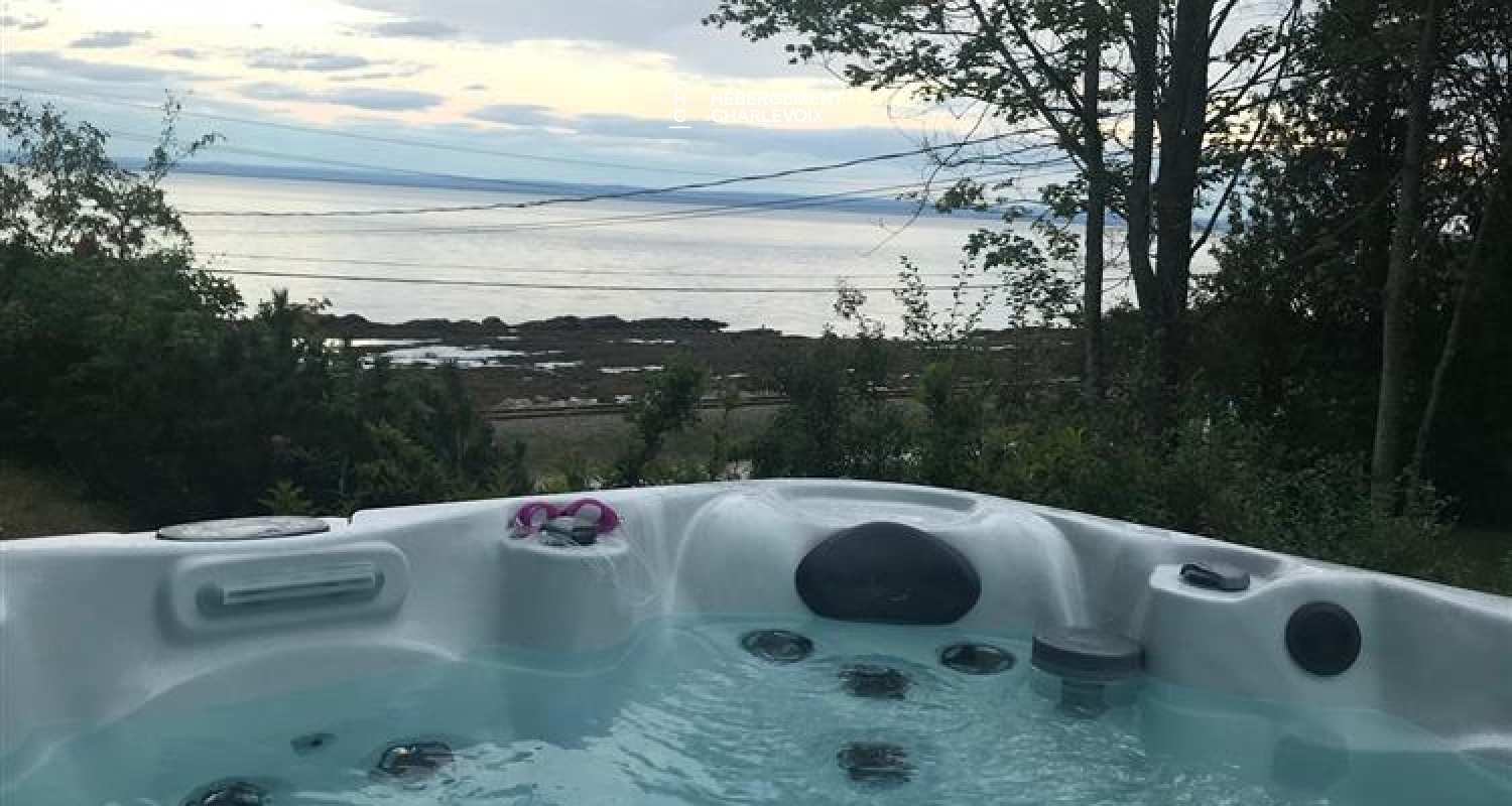 EAU- 318 - La vue est magnifique sur le Fleuve St-Laurent.