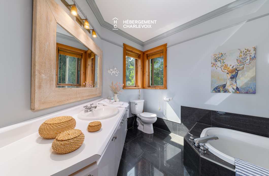 EPE-99 - Charming house with rustic and traditional style