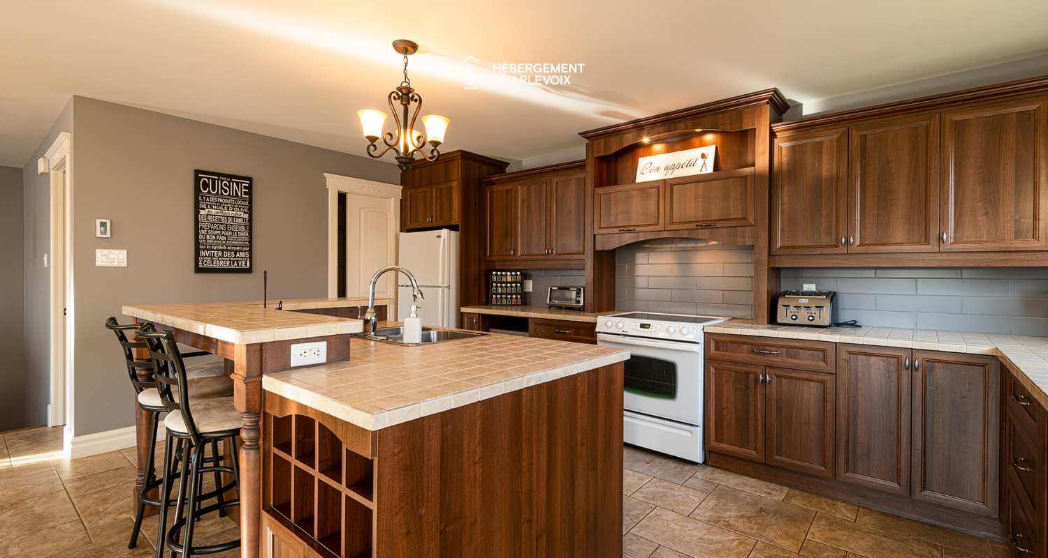 ESC-219 - Une cuisine ouverte pour les moments gourmands