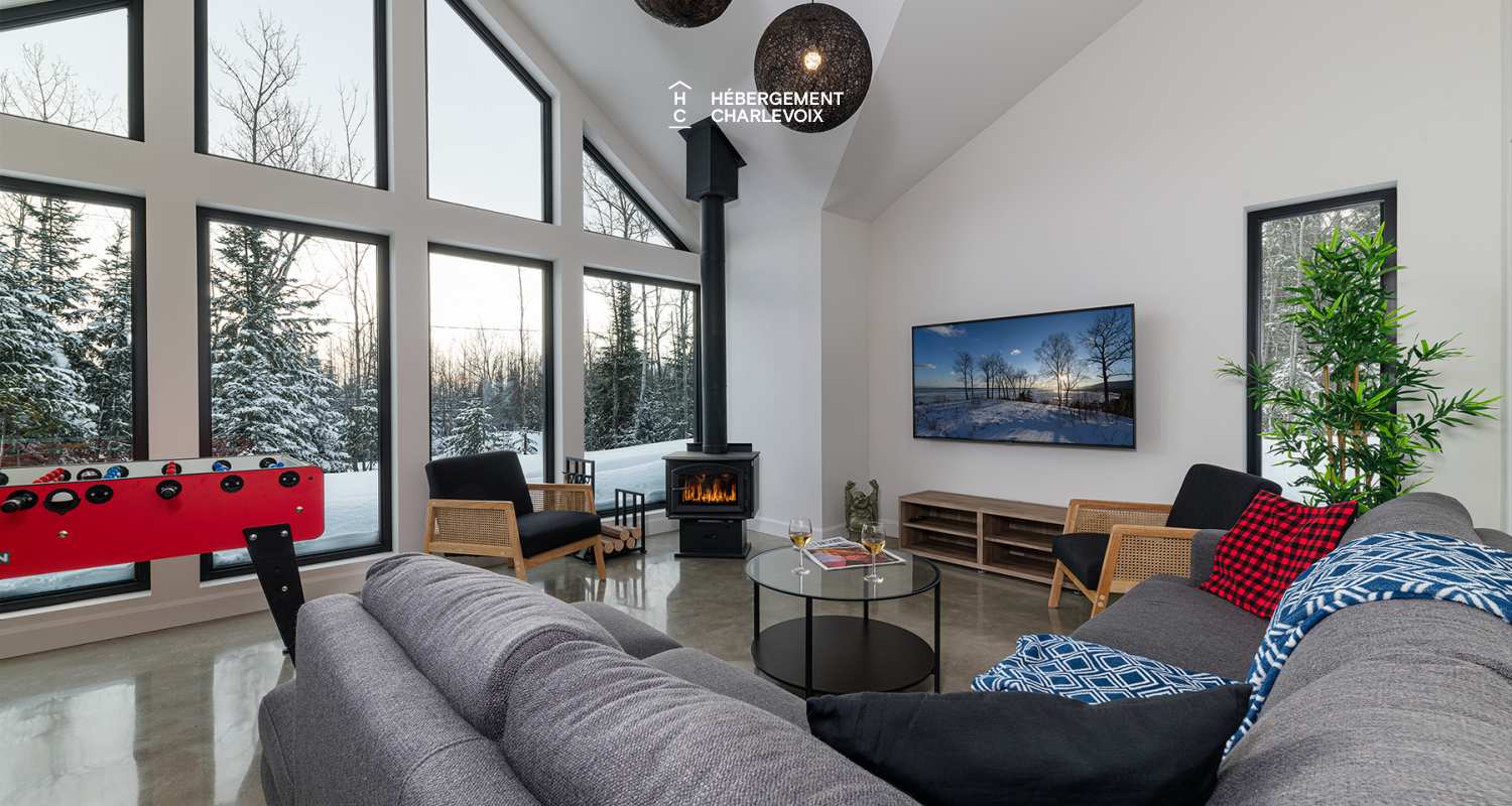 EVO-38 - Havre de paix qui cède toute sa place à la nature charlevoisienne !