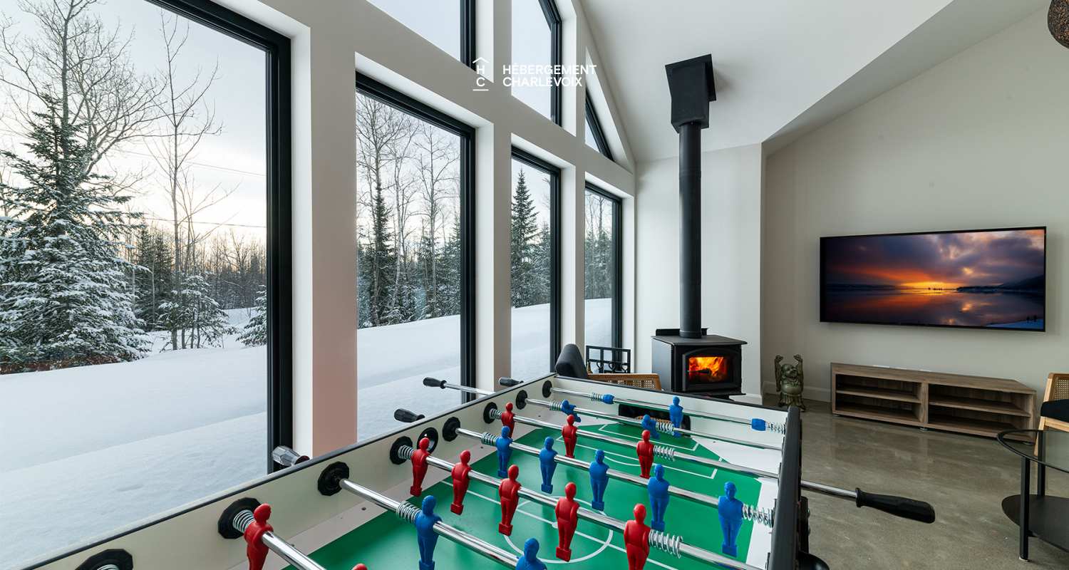 EVO-38 - Havre de paix qui cède toute sa place à la nature charlevoisienne !