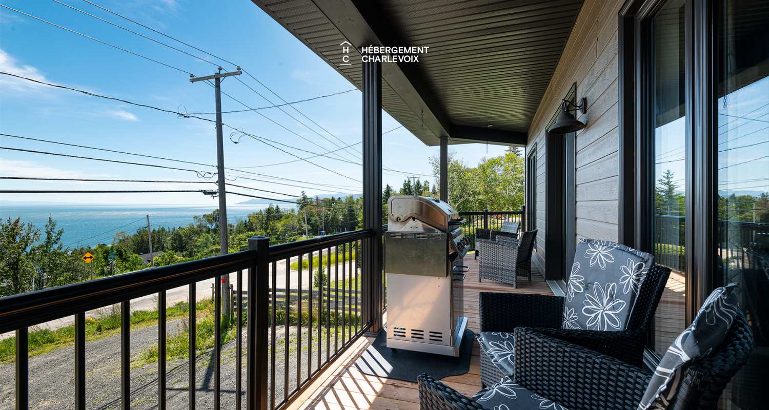 FEU-73 - Exceptional house with riverview