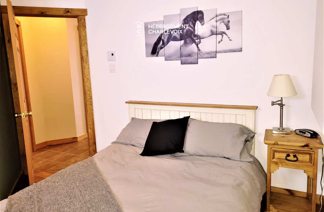 FOR-141 - Le plaisir vous attend !  SPA, sauna, vue sur le fleuve...
