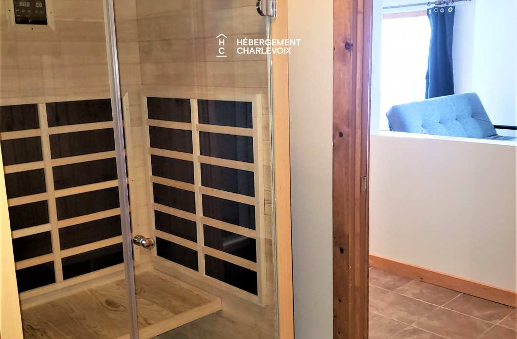 FOR-141 - Le plaisir vous attend !  SPA, sauna, vue sur le fleuve...