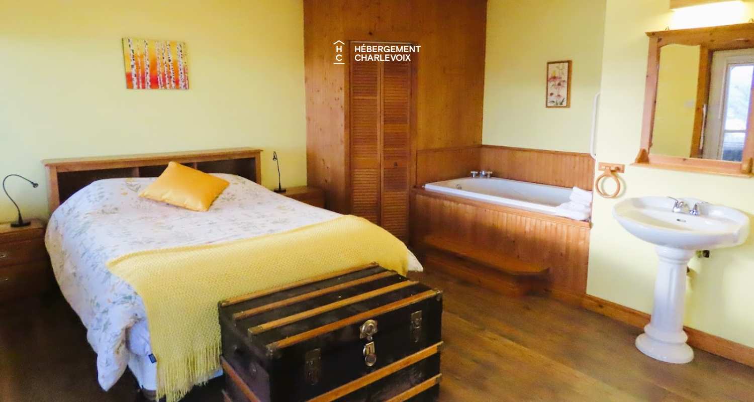 HAV-6 - Majestic view of the St. Lawrence River!