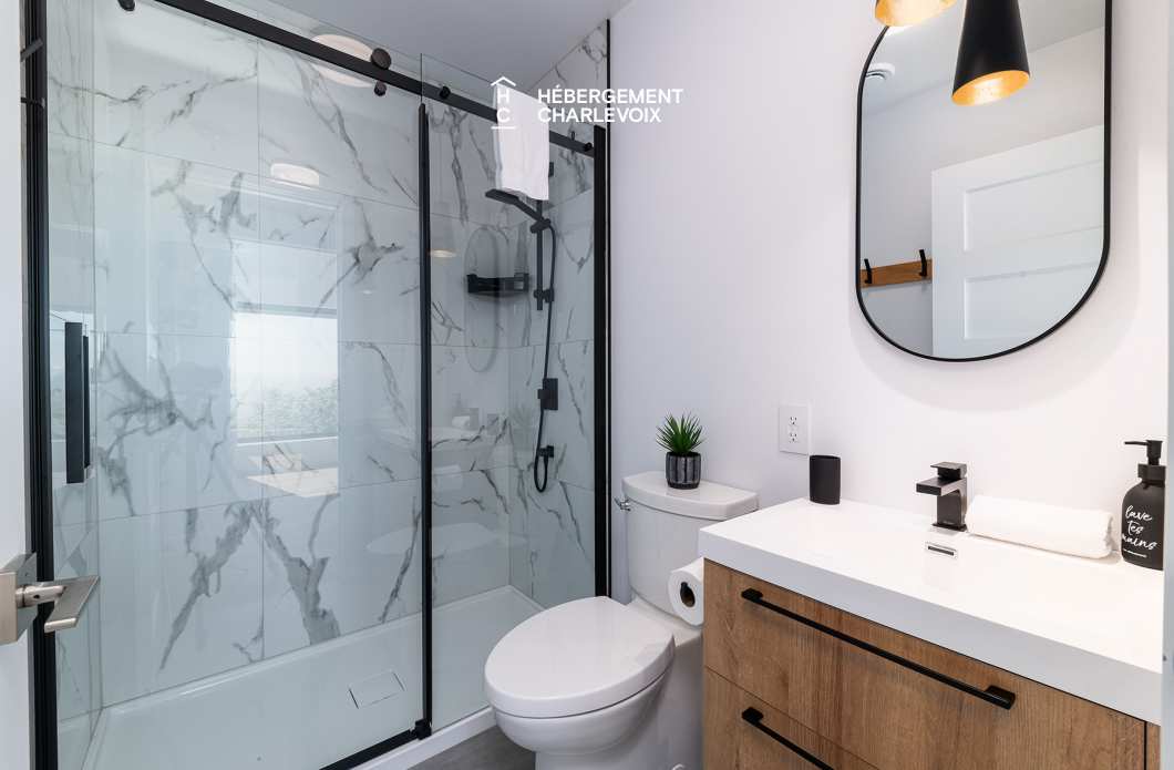 HOW-165 - Se ressourcer dans le grand confort dans Charlevoix !