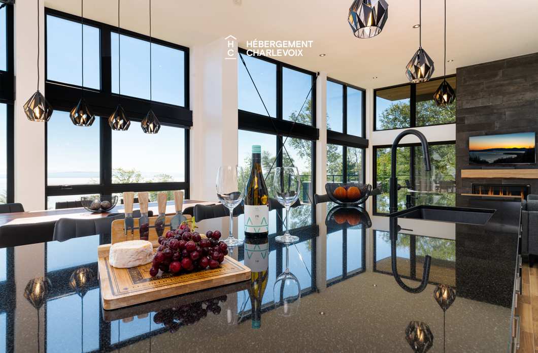 HOW-165 - Se ressourcer dans le grand confort dans Charlevoix !
