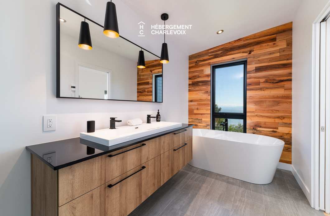 HOW-165 - Se ressourcer dans le grand confort dans Charlevoix !