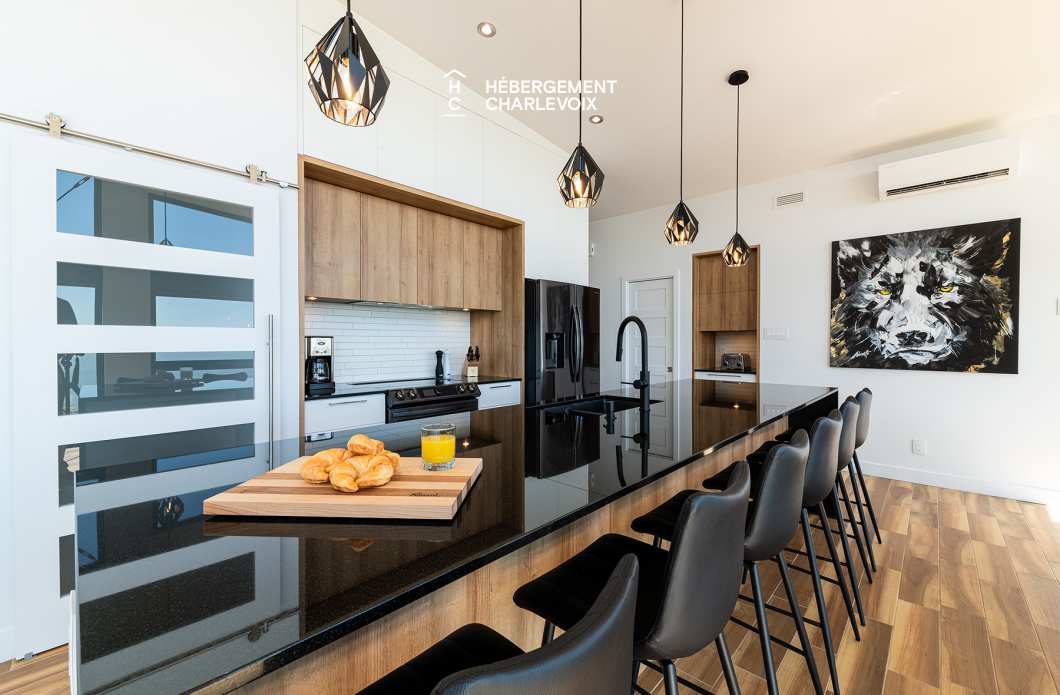 HOW-165 - Se ressourcer dans le grand confort dans Charlevoix !