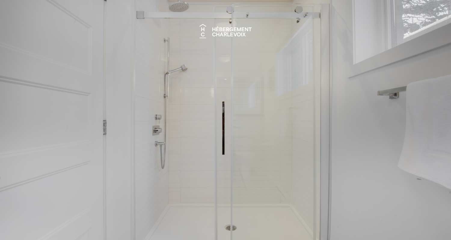 JAM-62 - Comfortable chalet with a breathtaking view of the river and the slopes