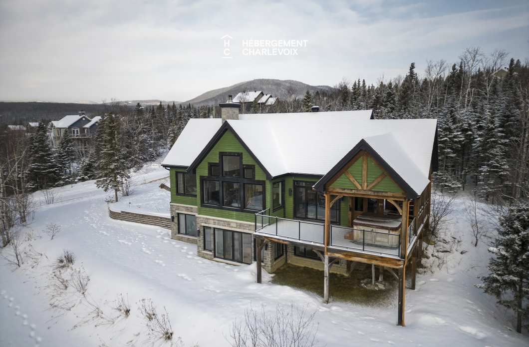 JAM-62 - Chalet confortable avec une vue imprenable sur le fleuve et les pentes