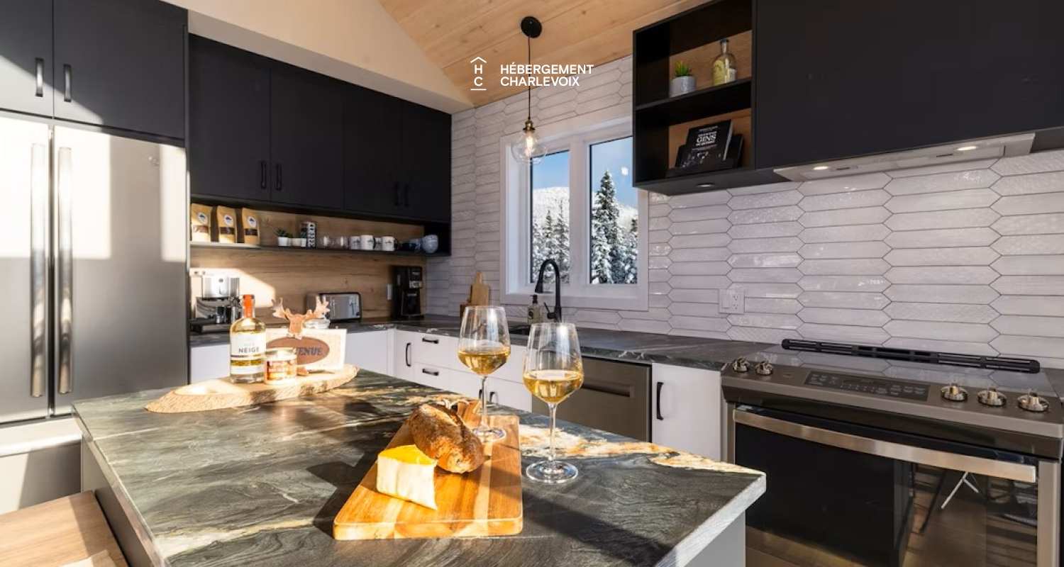 JAS-207 - Private sanctuary in Charlevoix near activities