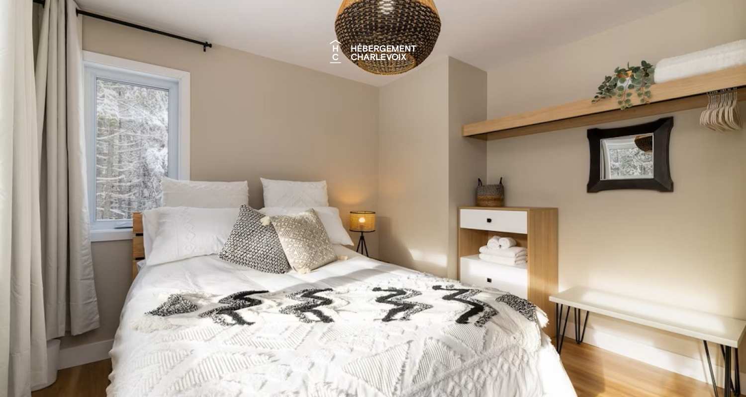 JAS-207 - Private sanctuary in Charlevoix near activities