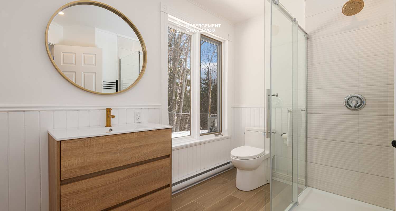 JAU-1060 - Typical bucolic house of Charlevoix