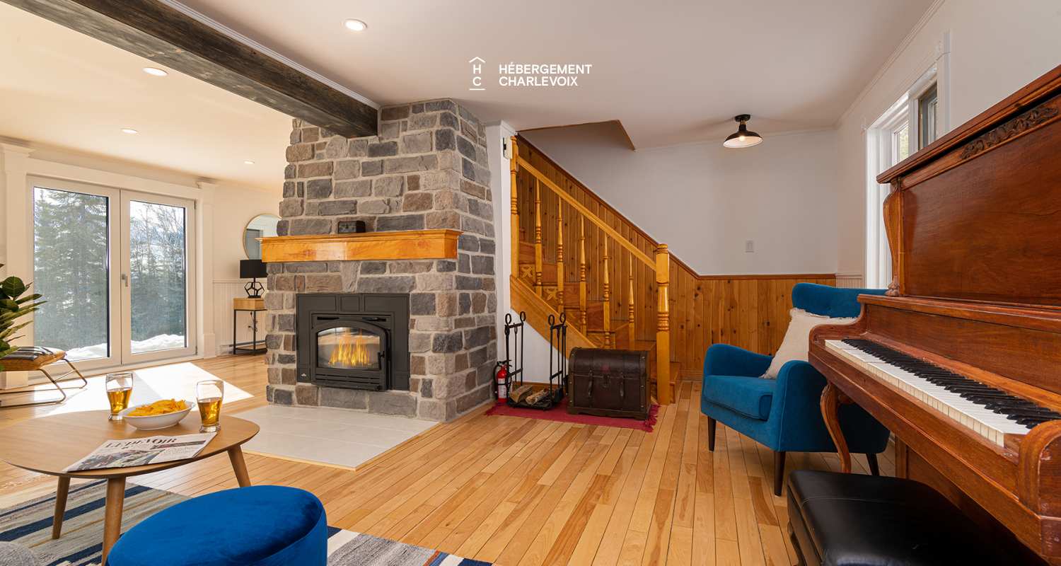 JAU-1060 - Typical bucolic house of Charlevoix