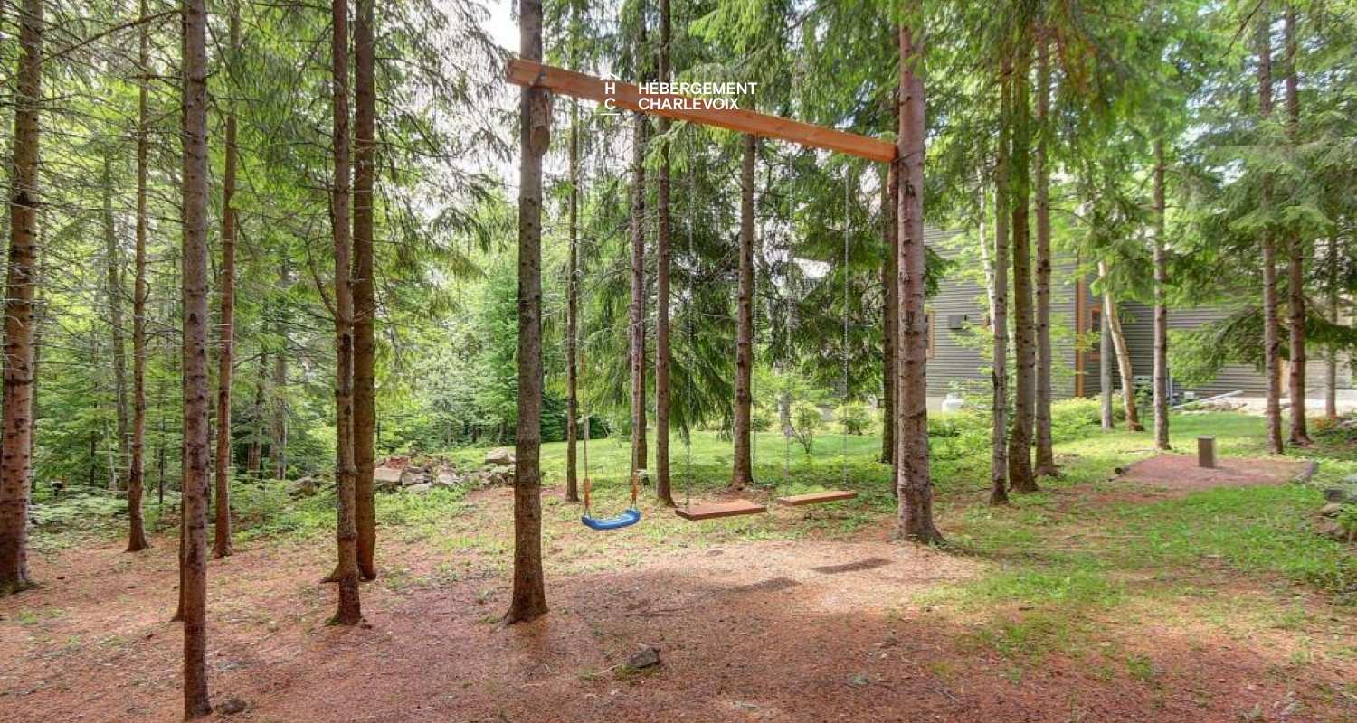 LOR-14 - Spacious terrace with a spa