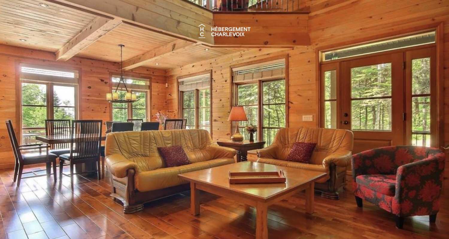 LOR-14 - Spacious terrace with a spa