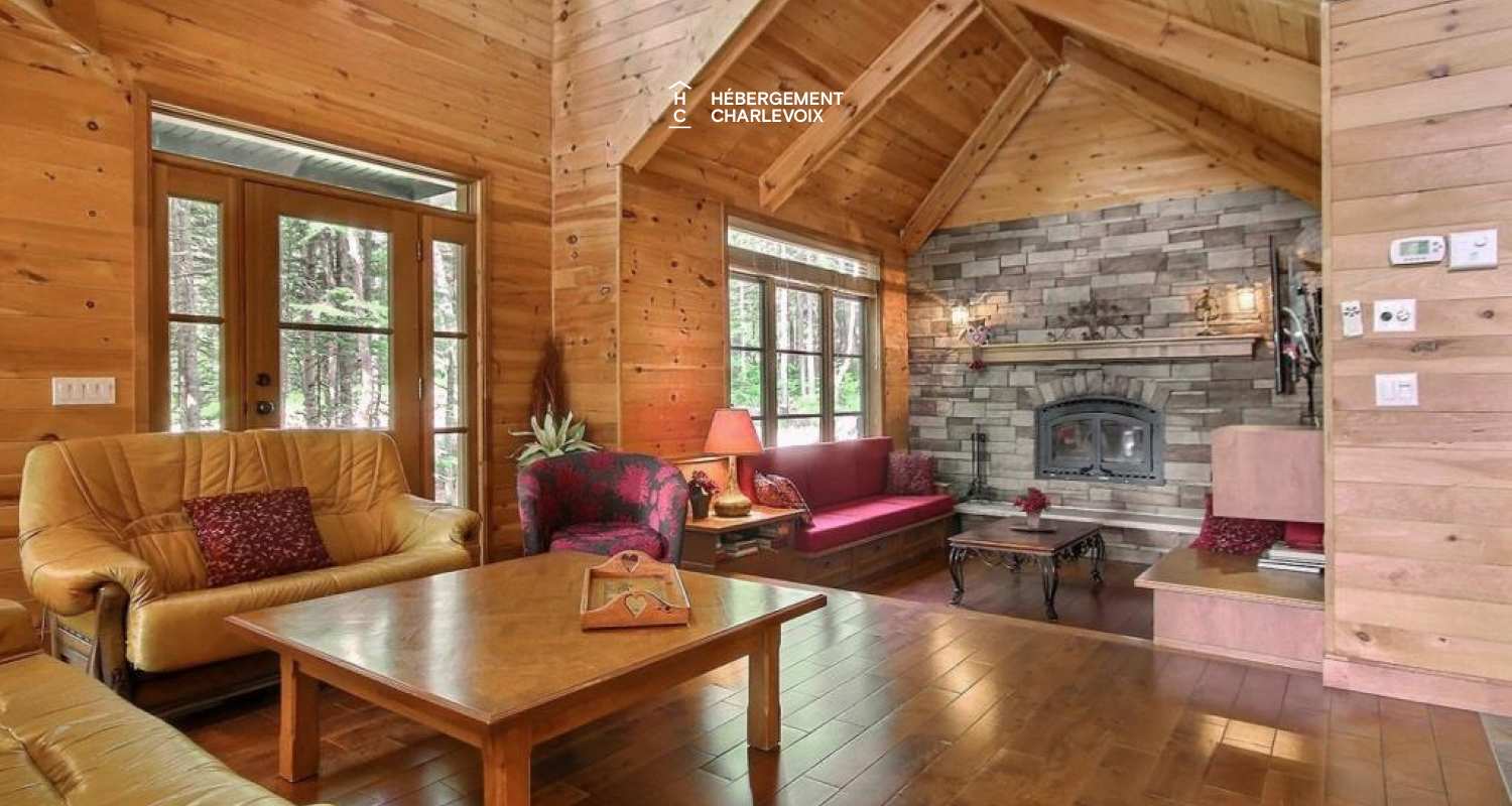 LOR-14 - Spacious terrace with a spa