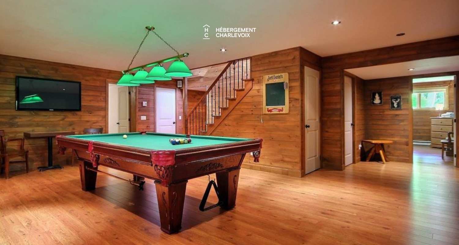 LOR-14 - Spacious terrace with a spa