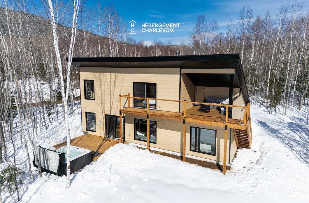 LUM-27 - Dream location to explore Charlevoix