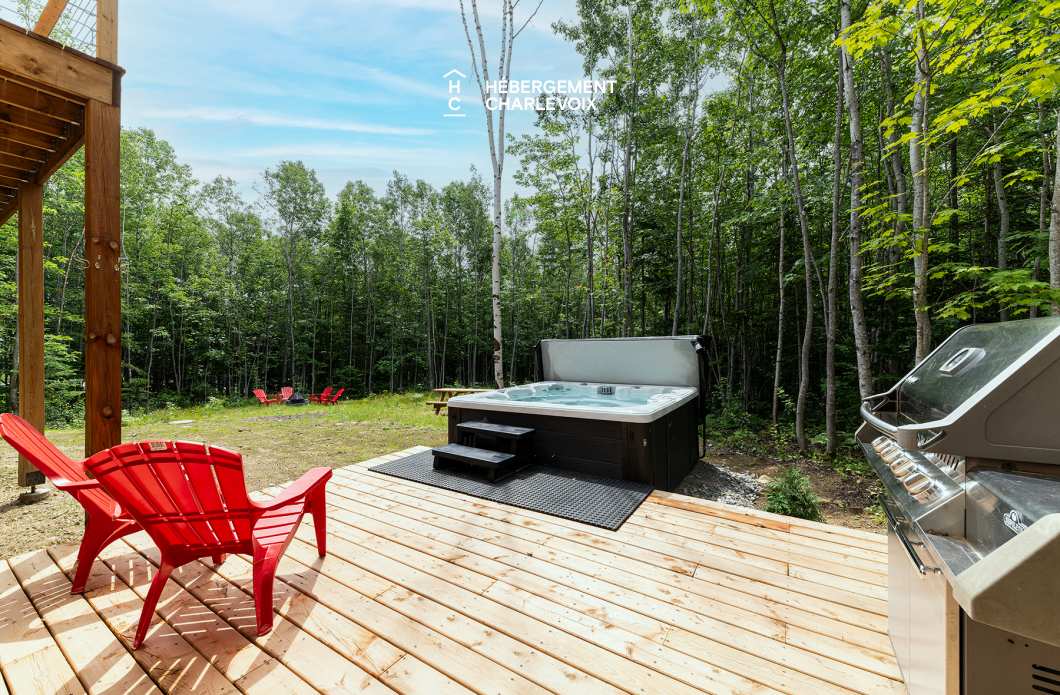 LUM-27 - Dream location to explore Charlevoix