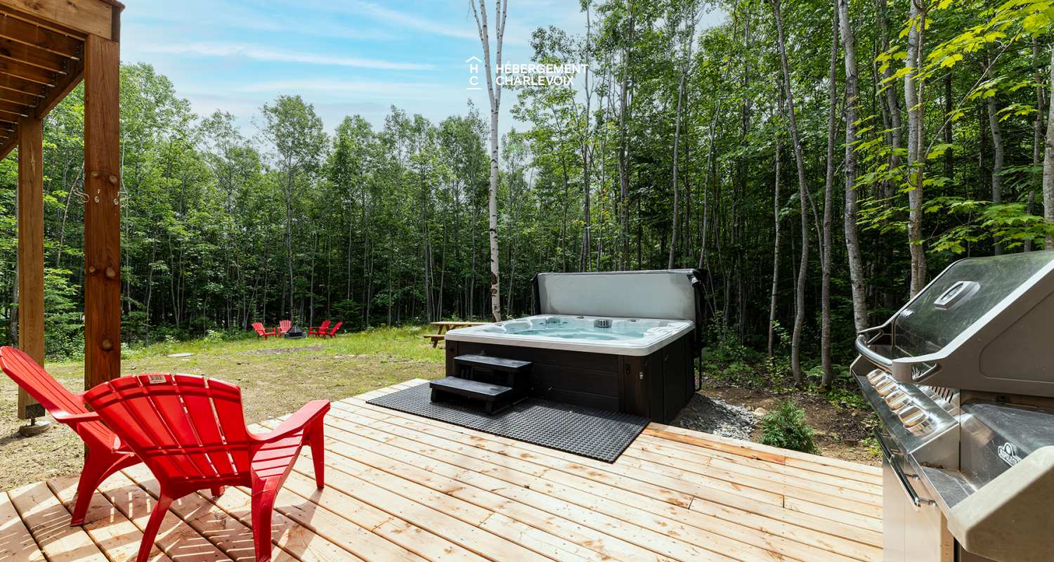 LUM-27 - Dream location to explore Charlevoix