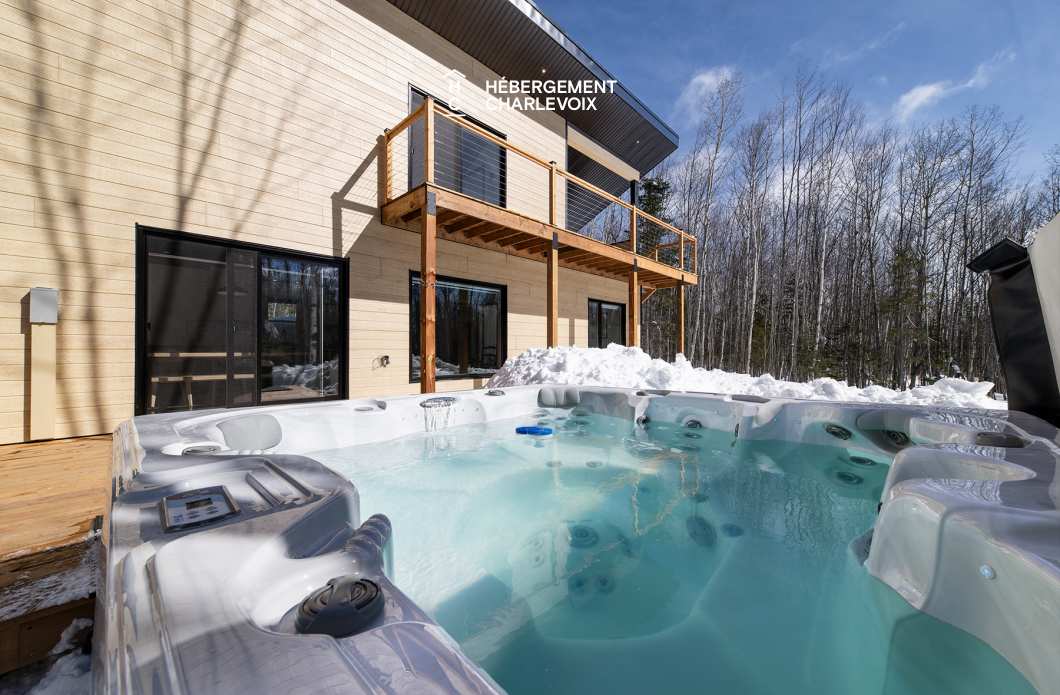 LUM-27 - Dream location to explore Charlevoix