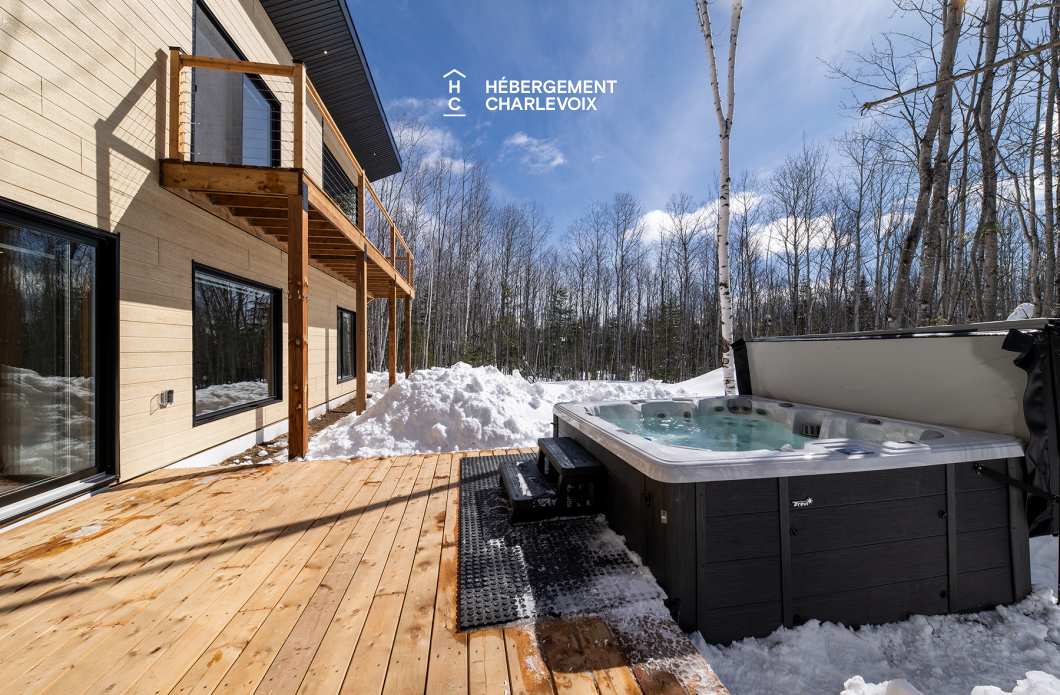 LUM-27 - Dream location to explore Charlevoix
