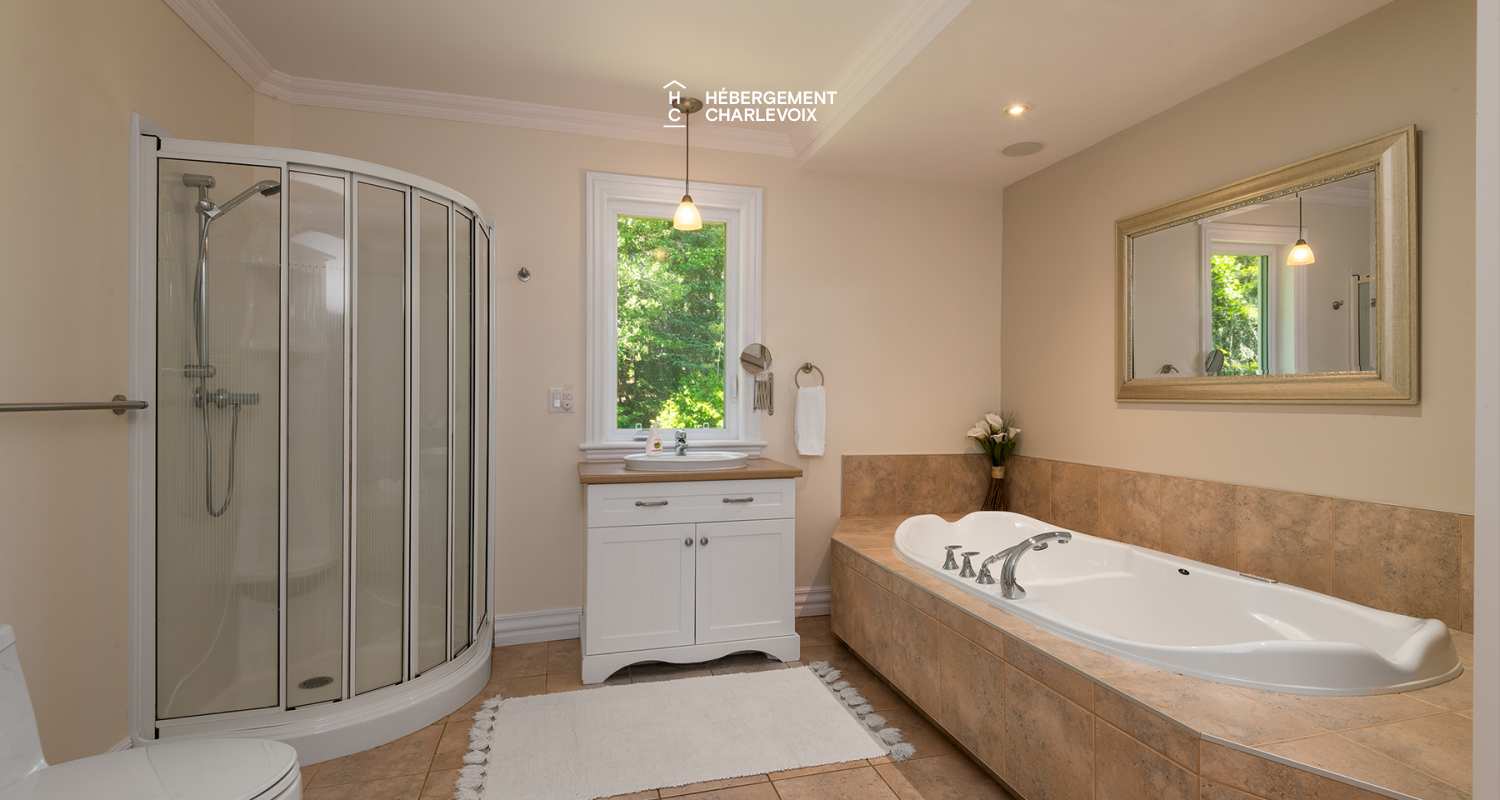 MAR-271 - Villa accueillante avec vue imprenable: Parfaite pour se réunir et explorer Charlevoix!