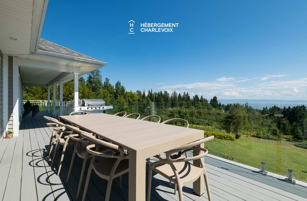 MAR-271 - Inviting Villa with breathaking views: Perfect for gatherings and exploring beautiful Charlevoix!