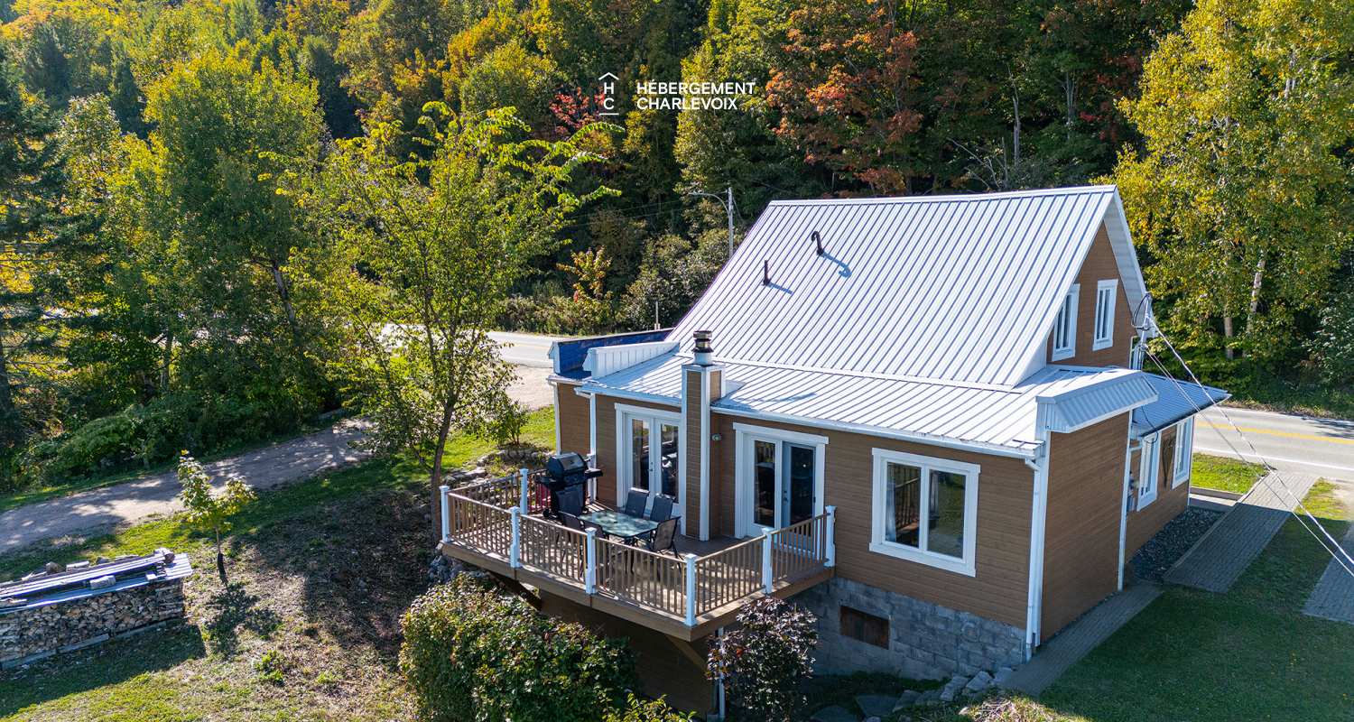 MAS-727 - Warm house on the edge of the St. Lawrence