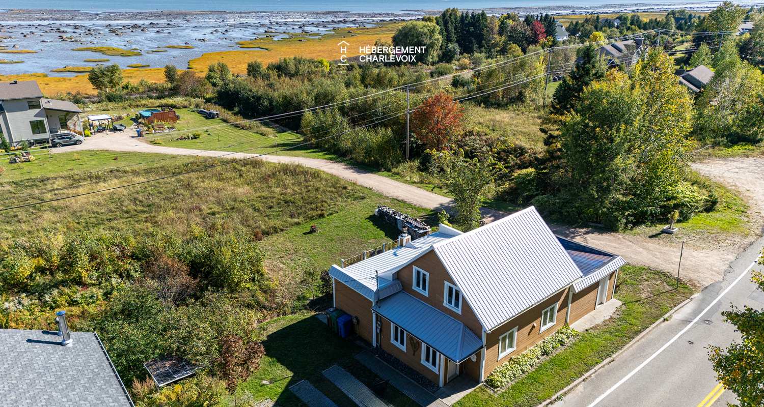 MAS-727 - Warm house on the edge of the St. Lawrence