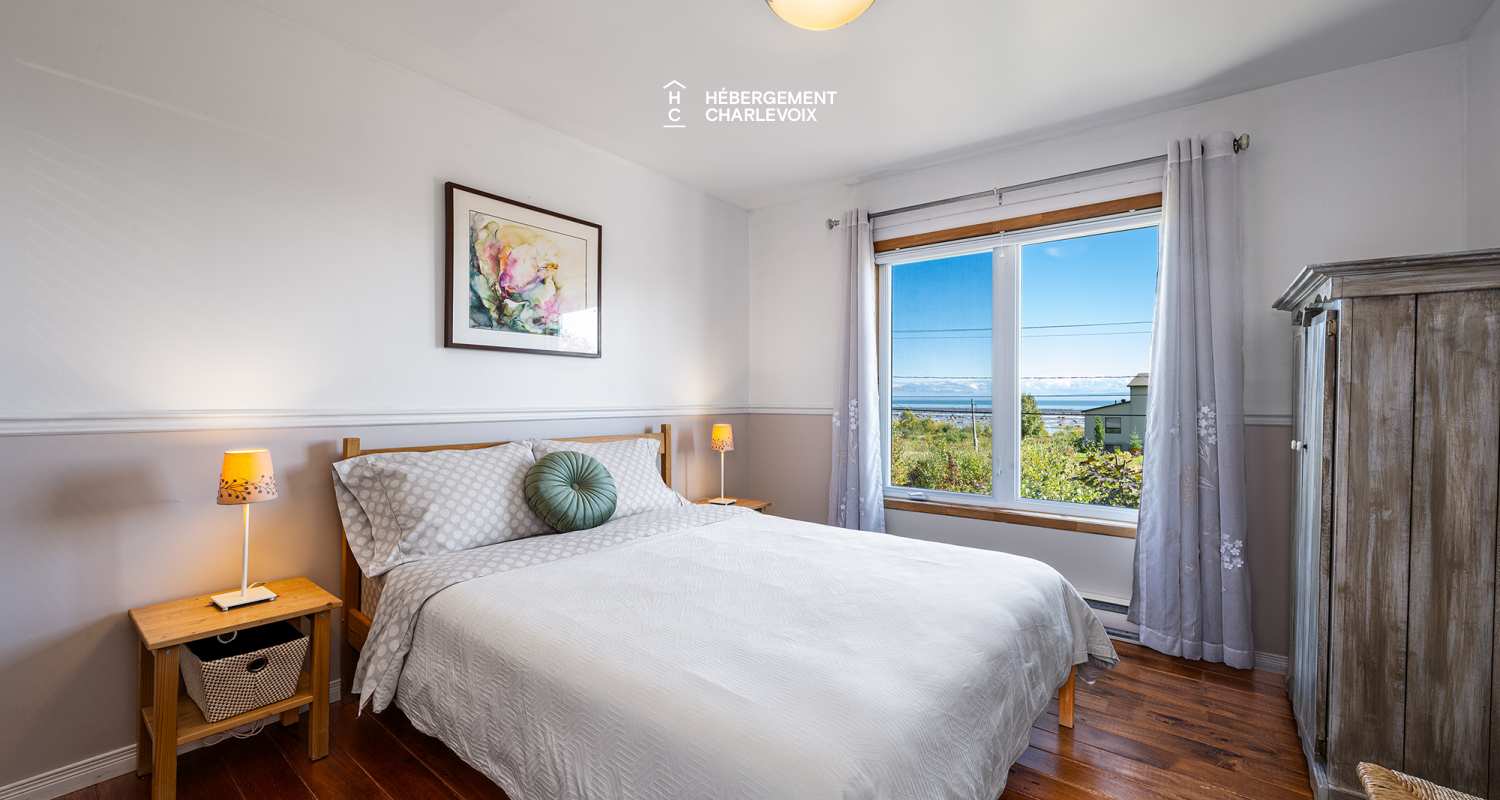 MAS-727 - Warm house on the edge of the St. Lawrence