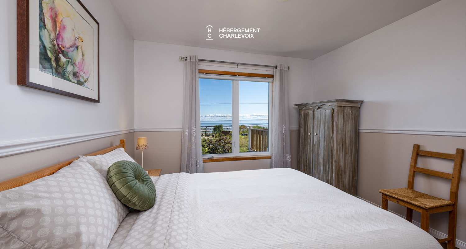 MAS-727 - Warm house on the edge of the St. Lawrence