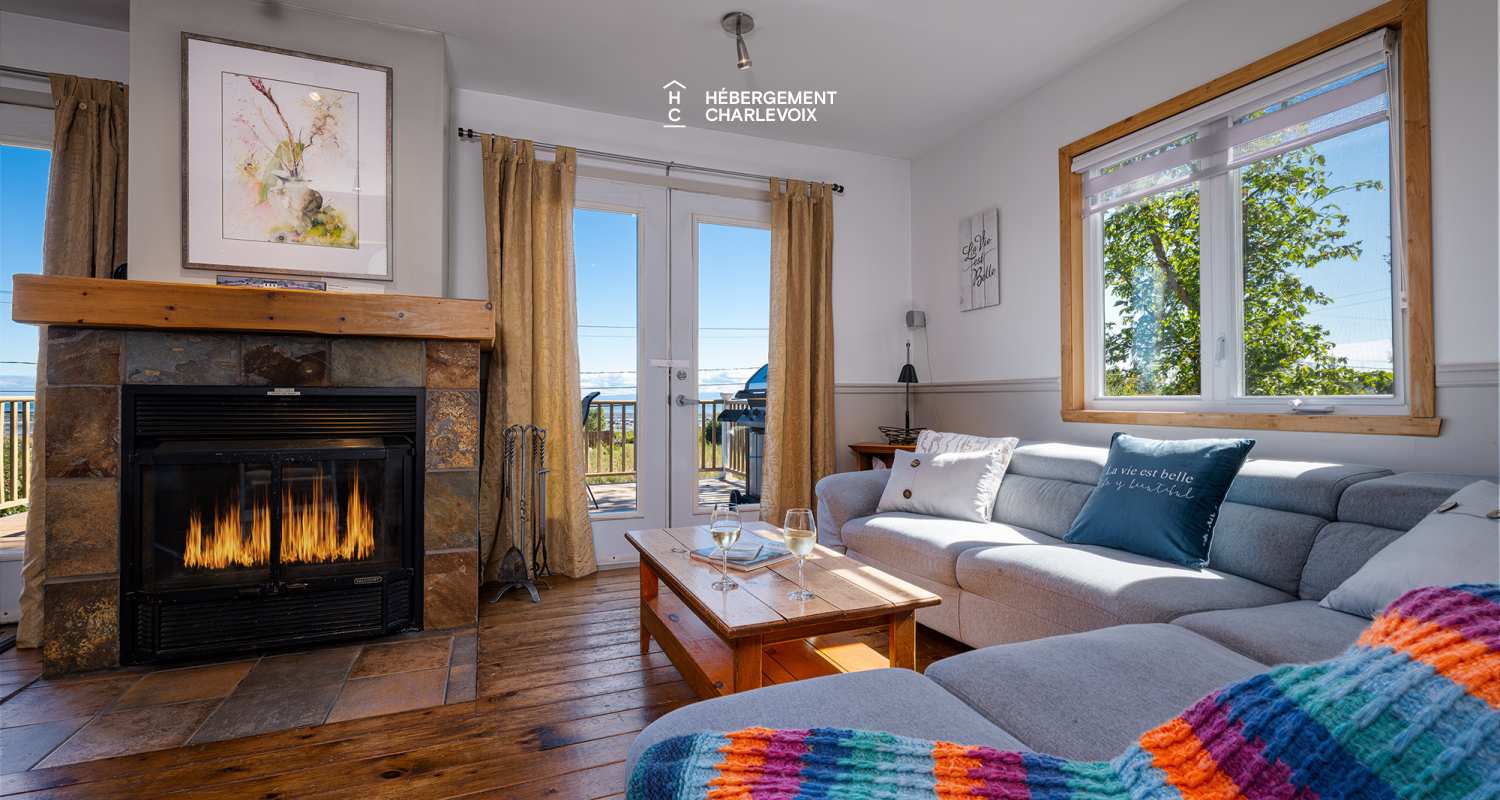 MAS-727 - Warm house on the edge of the St. Lawrence