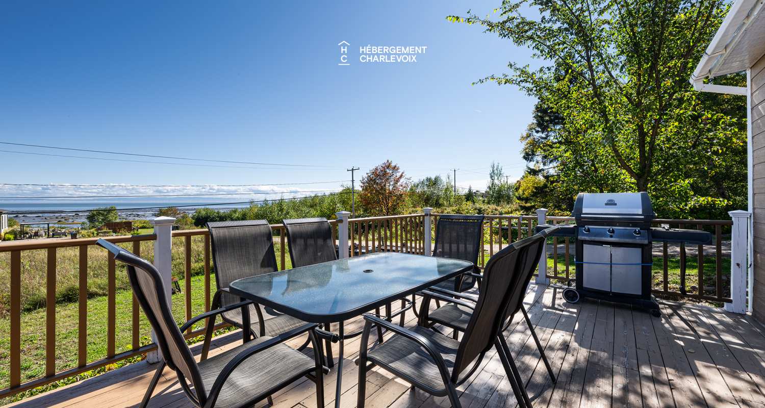 MAS-727 - Warm house on the edge of the St. Lawrence