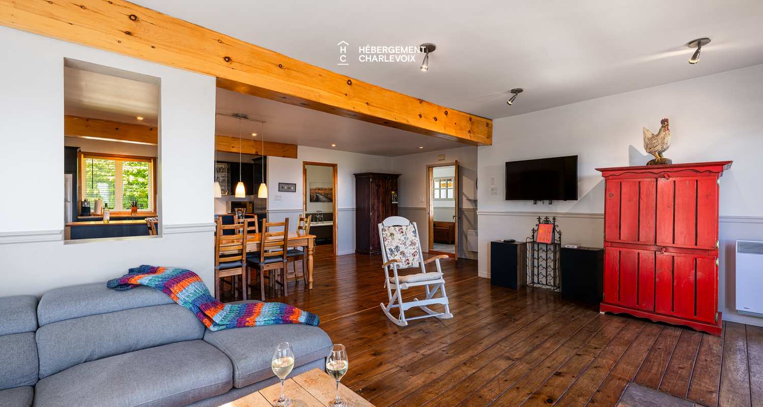 MAS-727 - Warm house on the edge of the St. Lawrence